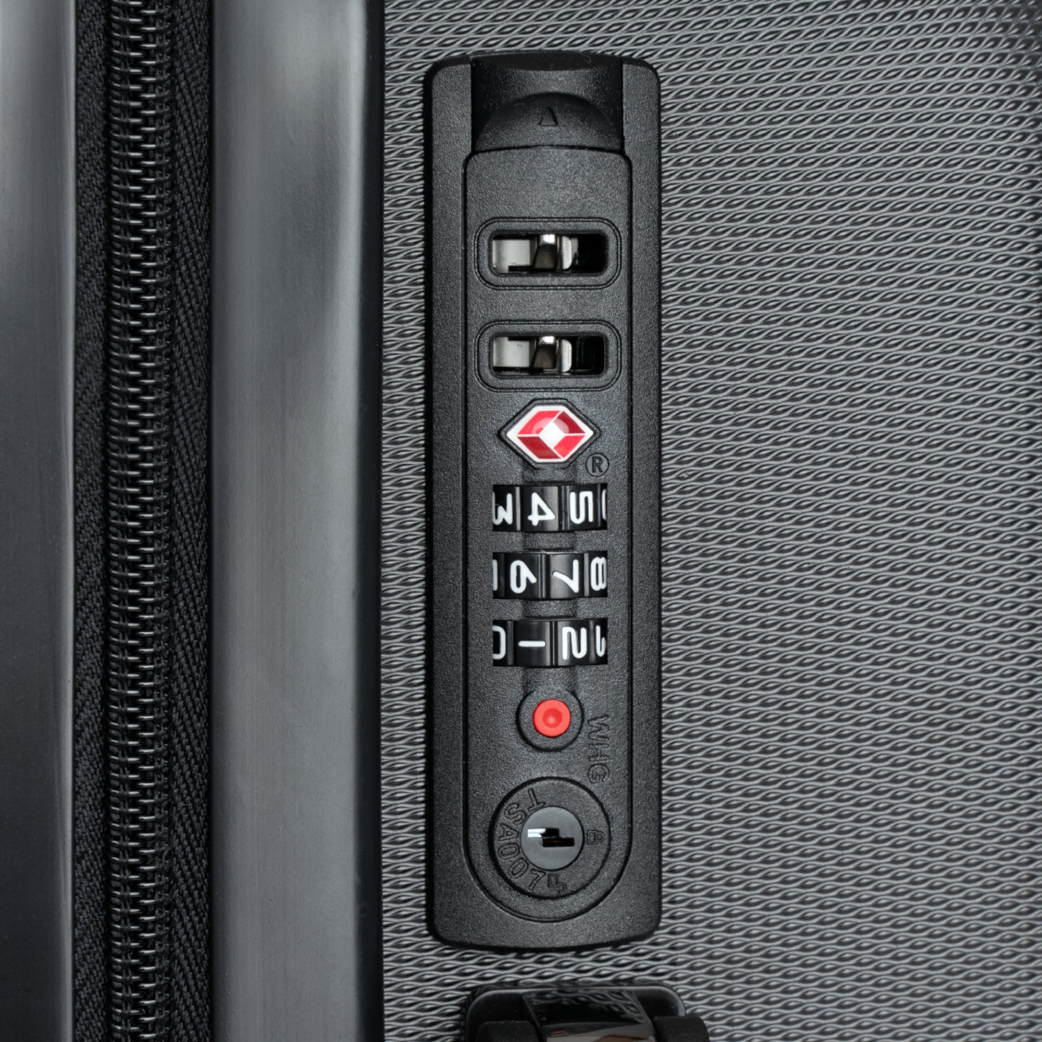 ÆTHER Signature Travel Case
